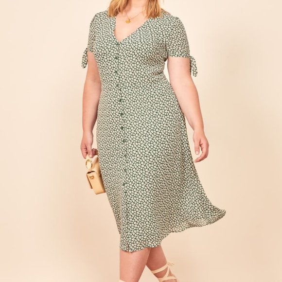 REFORMATION Rosalinda Dress in Venezuela - Picture 2 of 6